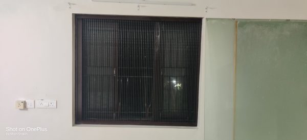 Sliding Mosquito Nets – Space-Saving & Effective Protection - Image 2