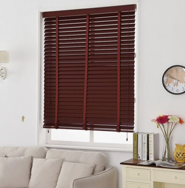 Elegant Wooden Blinds – Durable & Timeless Natural Charm